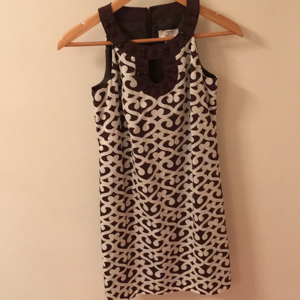Stylish sleeveless Ann Taylor dress